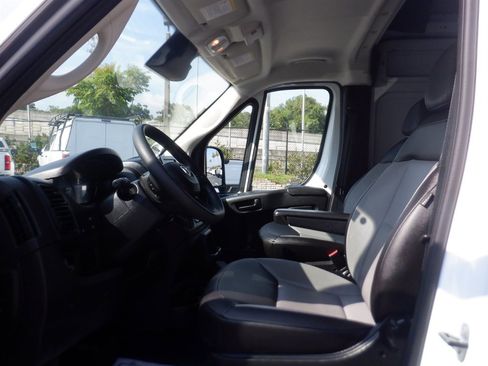 Used 2025 RAM ProMaster 3500 w/ Convenience Group FWD image 13