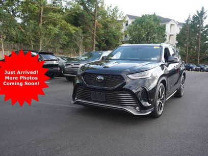 Used 2022 Toyota Highlander XSE