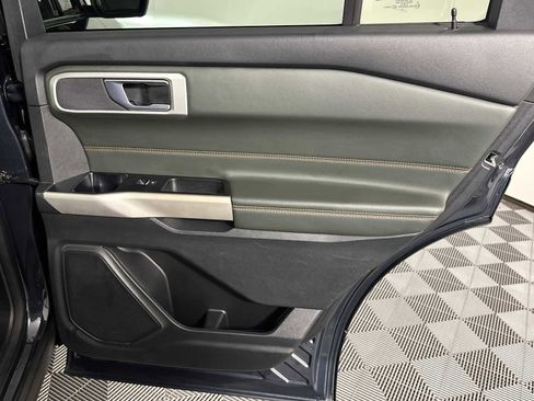 Used 2022 Ford Explorer Timberline image 18