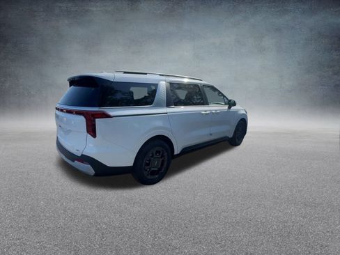 New 2026 Kia Carnival EX image 24