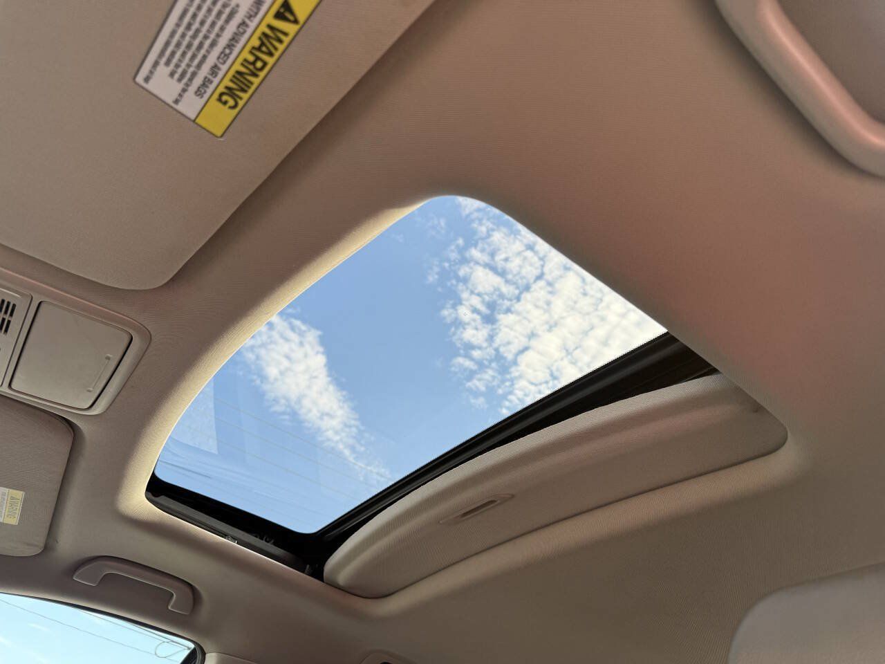 Used 2014 Honda Odyssey EX-L image 25