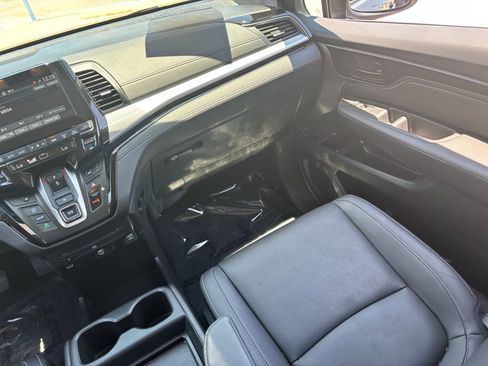 Certified 2024 Honda Odyssey Touring image 14