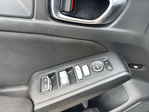 Used 2022 Honda Civic LX image 21