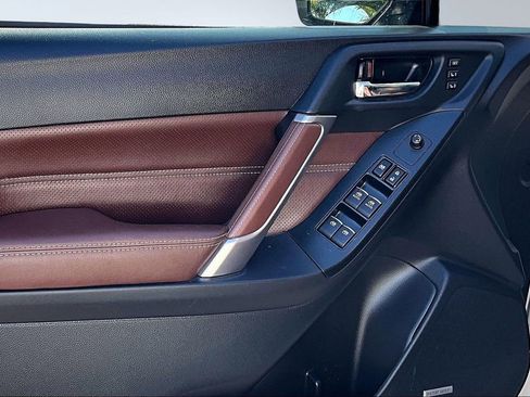 Used 2017 Subaru Forester 2.5i Touring image 19