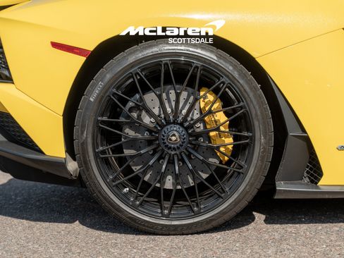 Used 2019 Lamborghini Aventador S AWD/4WD image 33