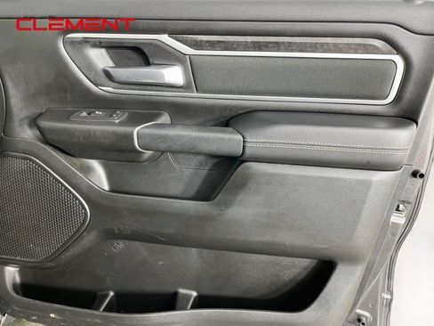 Used 2023 RAM 1500 Big Horn AWD/4WD image 36
