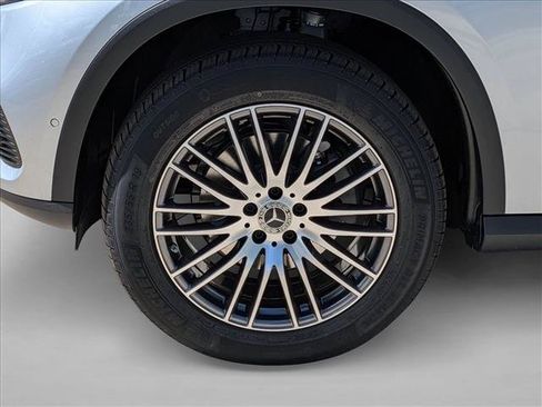 Certified 2026 Mercedes-Benz GLC 300 image 10