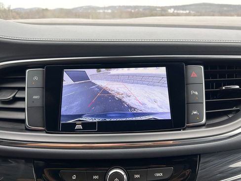 Certified 2023 Buick Enclave Essence image 33