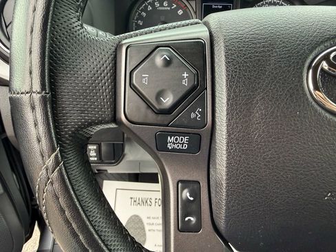 Used 2022 Toyota Tacoma TRD Sport w/ Technology Package AWD/4WD image 20
