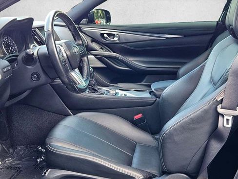 Used 2019 INFINITI Q60 3.0t Luxe w/ Essential Package AWD/4WD image 17