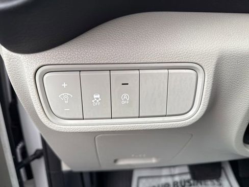 Used 2023 Kia Soul LX image 27