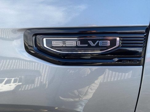 Used 2024 GMC Sierra 1500 Elevation w/ Elevation Premium Package image 13