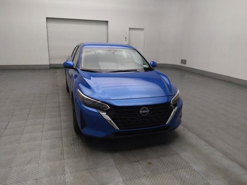 Used 2025 Nissan Sentra SV image 14