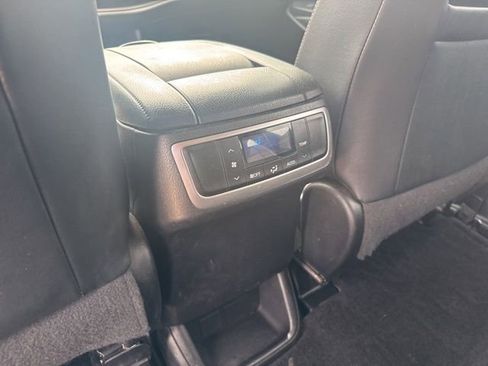 Used 2019 Toyota Highlander Plus image 14