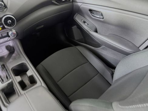 Used 2025 Nissan Sentra S image 25