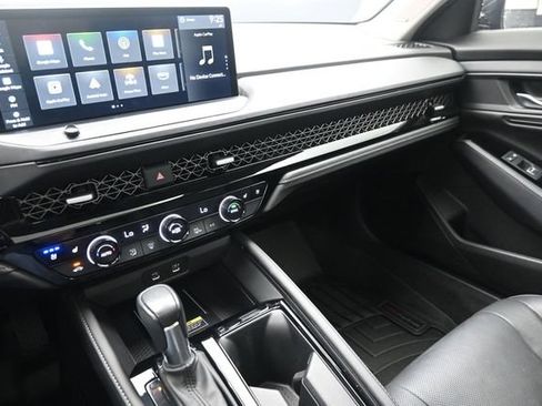 Used 2023 Honda Accord Touring image 28
