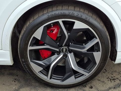 Certified 2024 Audi RS Q8 image 15