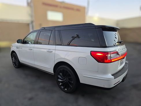 Used 2020 Lincoln Navigator L Reserve image 4