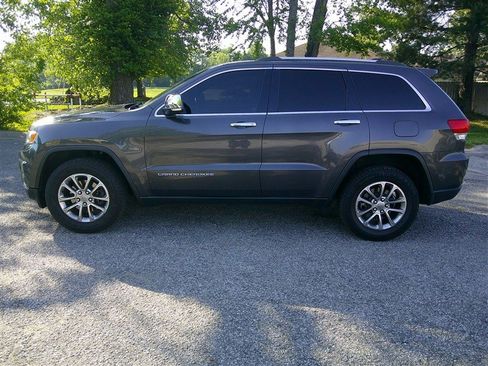 Used 2015 Jeep Grand Cherokee Limited w/ Trailer Tow Group IV AWD/4WD image 2