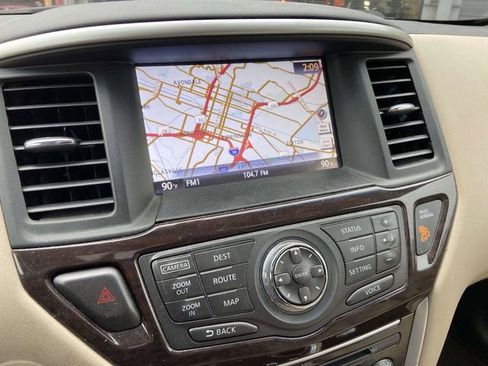 Used 2016 Nissan Pathfinder Platinum image 20