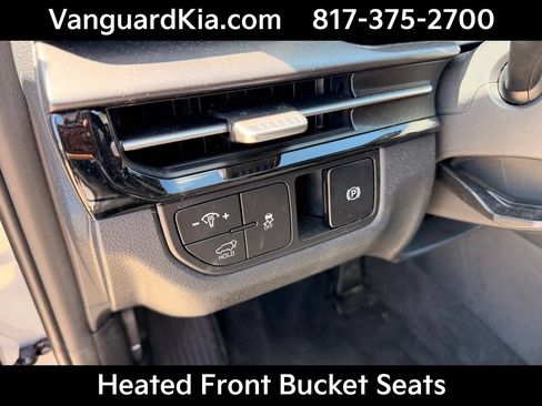 Certified 2026 Kia Sportage EX w/ EX Panorama Roof Package FWD image 16