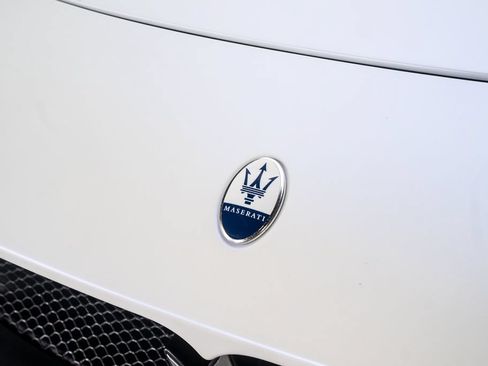 Used 2022 Maserati MC20 Coupe RWD image 7