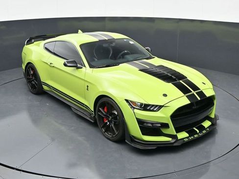 Used 2020 Ford Mustang Shelby GT500 w/ Technology Package RWD image 30