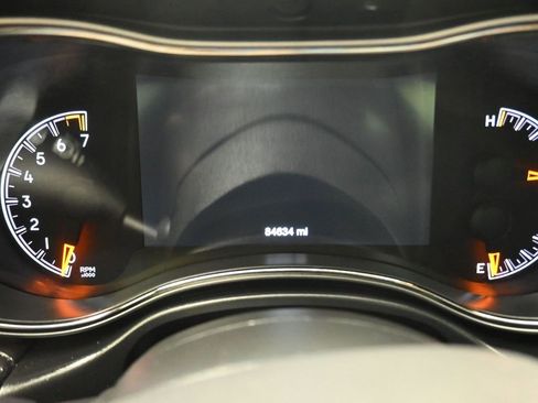 Used 2018 Jeep Grand Cherokee High Altitude image 13