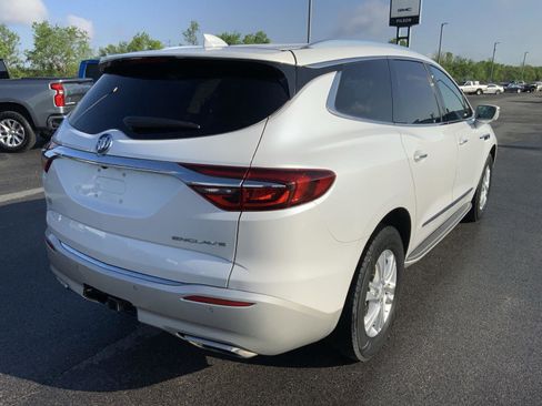 Used 2019 Buick Enclave Essence FWD image 14