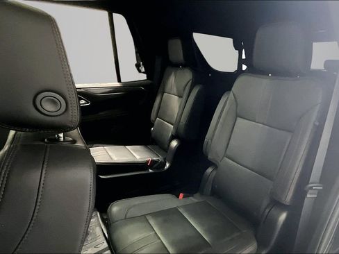 Used 2022 Chevrolet Tahoe RST w/ Luxury Package AWD/4WD image 22