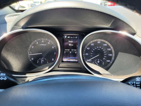 Used 2017 Hyundai Santa Fe Limited FWD image 31