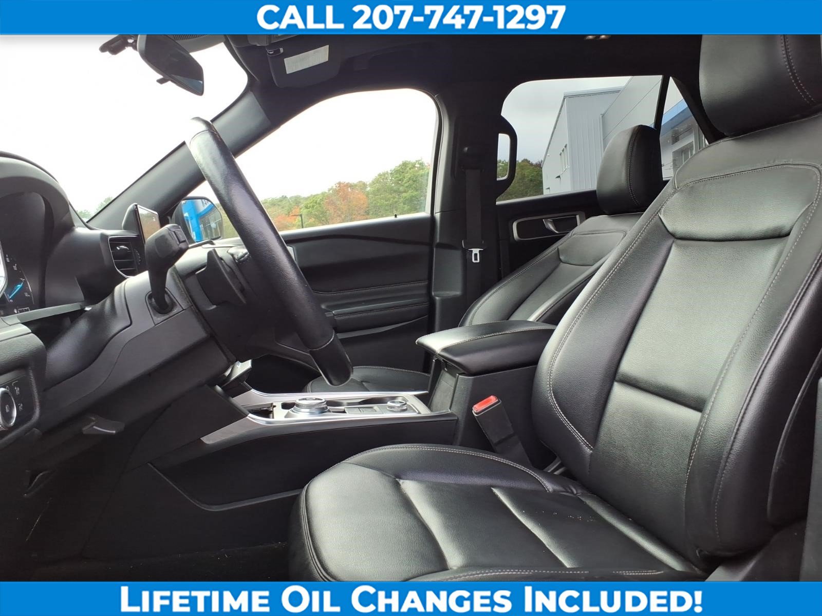 Used 2020 Ford Explorer XLT w/ Equipment Group 202A AWD/4WD image 12