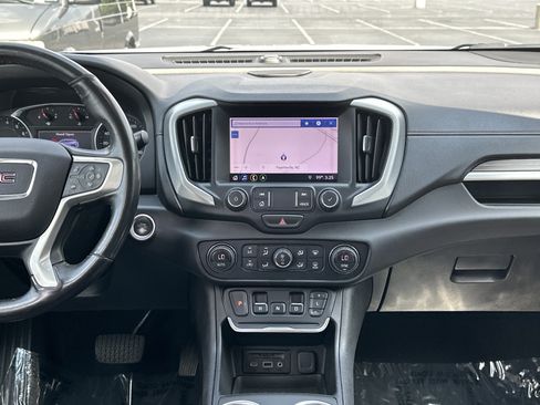Used 2019 GMC Terrain SLT w/ Preferred Package FWD image 30