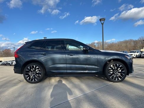 New 2026 Volvo XC60 B5 Ultra w/ Protection Package Premier image 8