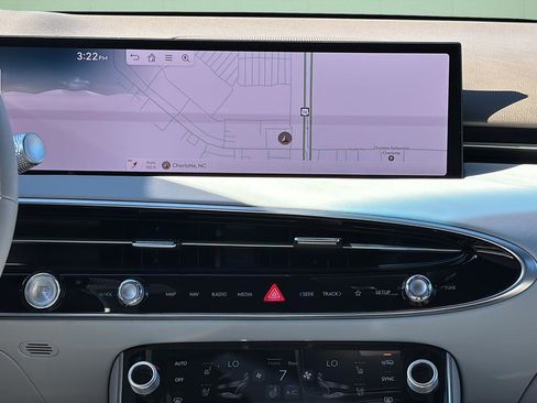 Certified 2026 Genesis GV70 2.5T Advanced image 22