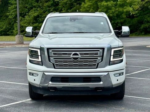 Used 2023 Nissan Titan Platinum Reserve w/ Moonroof Package AWD/4WD image 12