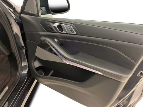 Used 2020 BMW X7 xDrive40i w/ Premium Package image 15