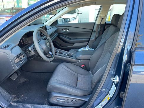 Used 2024 Honda Accord EX image 28