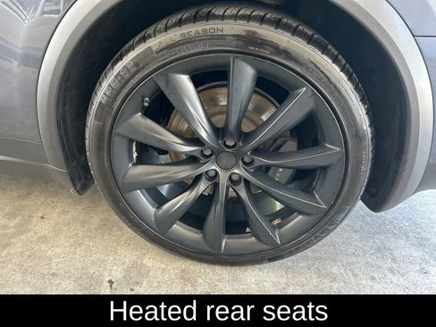 Used 2018 Tesla Model X 75D AWD/4WD image 18