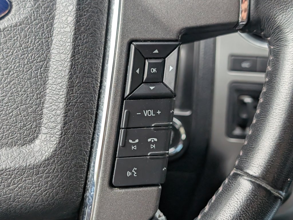 Used 2016 Ford Expedition Platinum RWD image 21