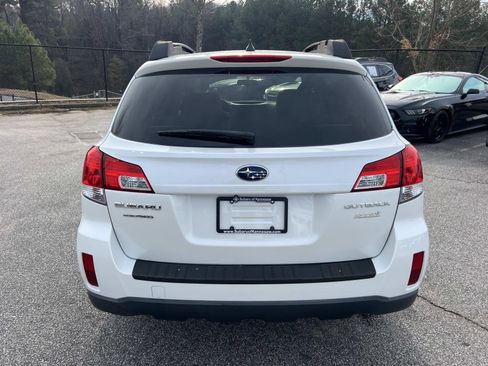 Used 2014 Subaru Outback 2.5i Premium image 6