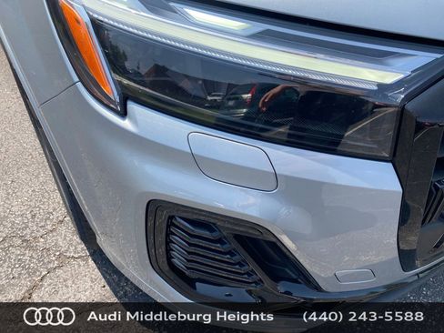 Used 2025 Audi Q7 2.0T Premium w/ Convenience Plus Package image 21