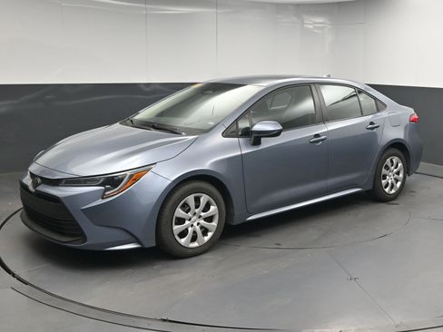 Certified 2024 Toyota Corolla LE image 4