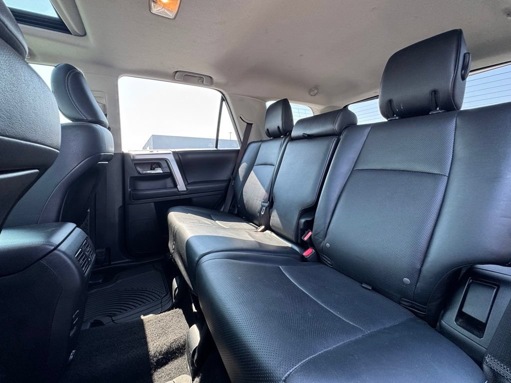 Used 2018 Toyota 4Runner Limited AWD/4WD image 19