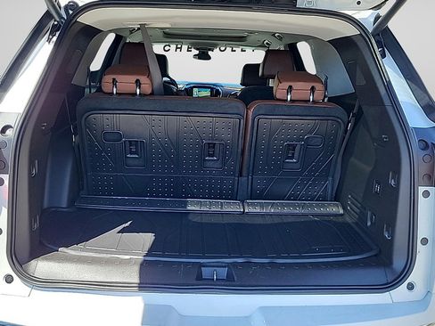 Used 2019 Chevrolet Traverse High Country AWD/4WD image 30