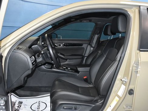 Used 2025 Honda Civic Sport Touring image 6