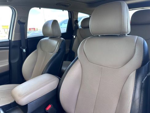 Used 2020 Hyundai Santa Fe SEL w/ Convenience + Premium Package image 15
