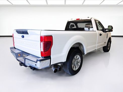 Used 2022 Ford F250 XLT RWD image 4