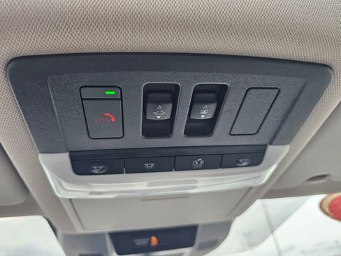 Used 2026 Nissan Rogue SV image 27