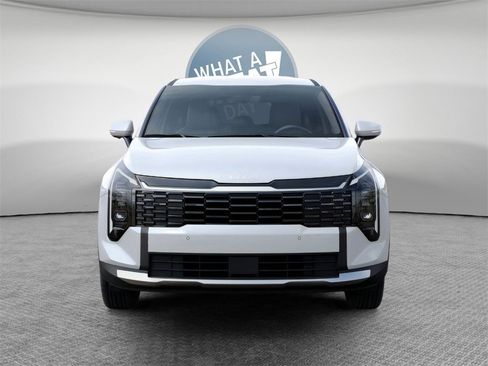 New 2026 Kia Sportage S image 2